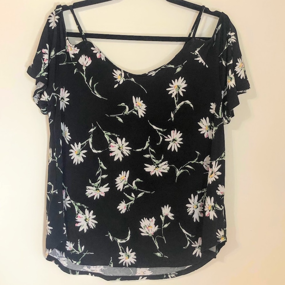 Valette Back Detail Cold Shoulder Knit Top